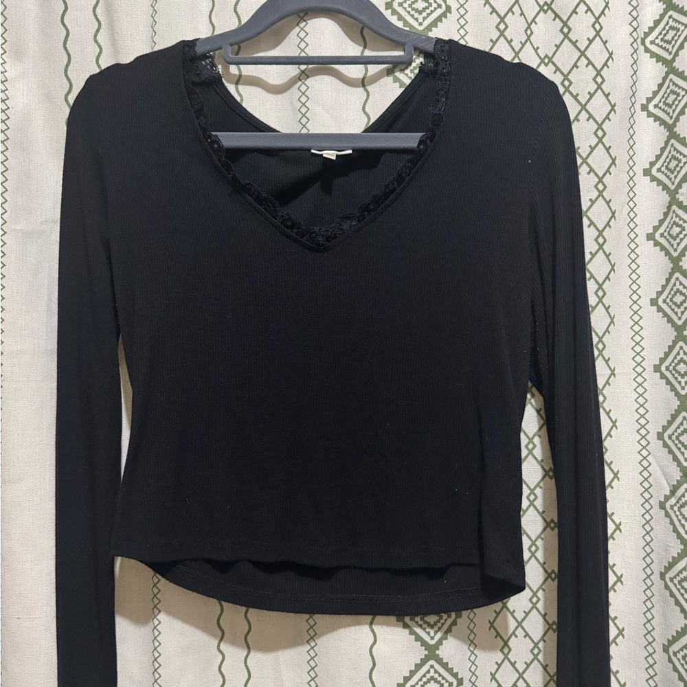 Black Ruffled Crop Blouse with Long Sleeves